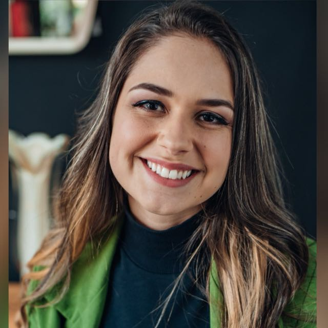 Carina Souza, nutricionista especialista em fertilidade feminina